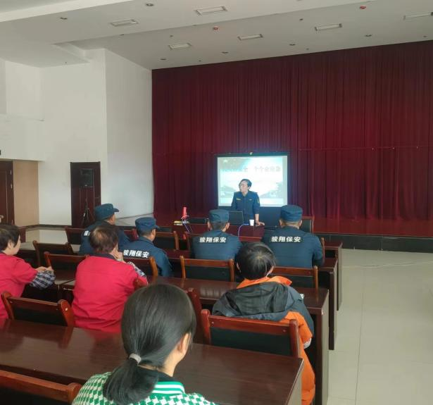 人人講安全  個(gè)個(gè)會(huì)應(yīng)急 --現(xiàn)代物流公司開(kāi)展&ldquo;安全生產(chǎn)月&rdquo;消防安全主題活動(dòng)