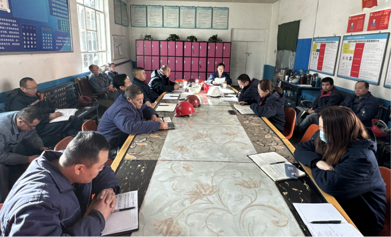 對(duì)標(biāo)對(duì)表新要求 主動(dòng)作為抓落實(shí)&mdash;&mdash;物產(chǎn)工投公司紀(jì)委召開學(xué)習(xí)貫徹中紀(jì)委、省紀(jì)委二次全會(huì)精神專題會(huì)議暨節(jié)前廉政教育警示會(huì)