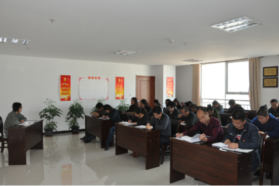 集團黨委委員、副總經(jīng)理劉玲同志宣講黨的十九大精神